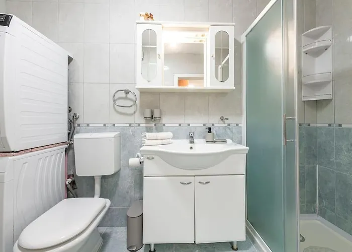 Sea Breeze 아파트 *